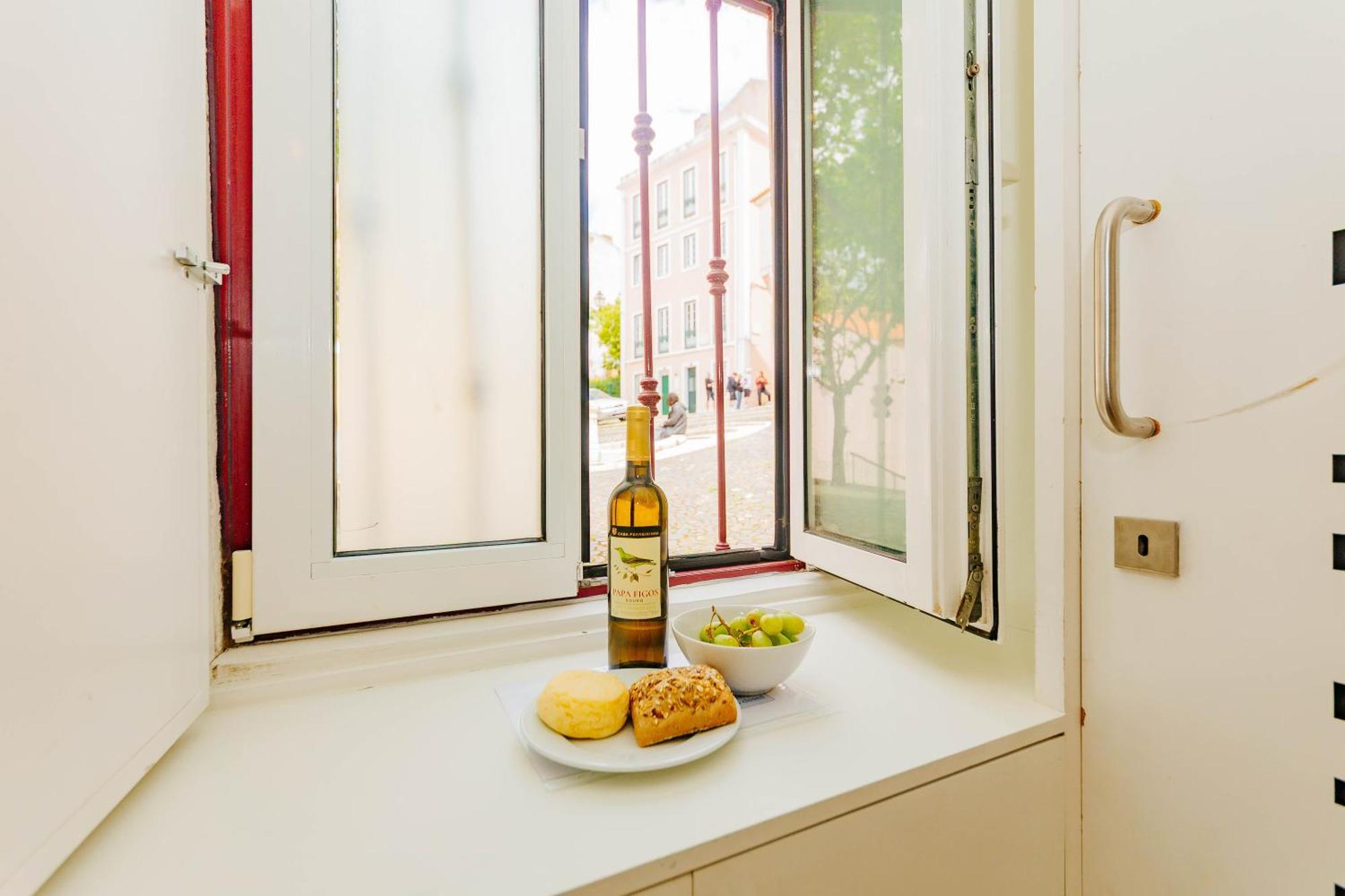 Rent4Rest Lisbon Downtown Tiny Studio Apartments Екстериор снимка