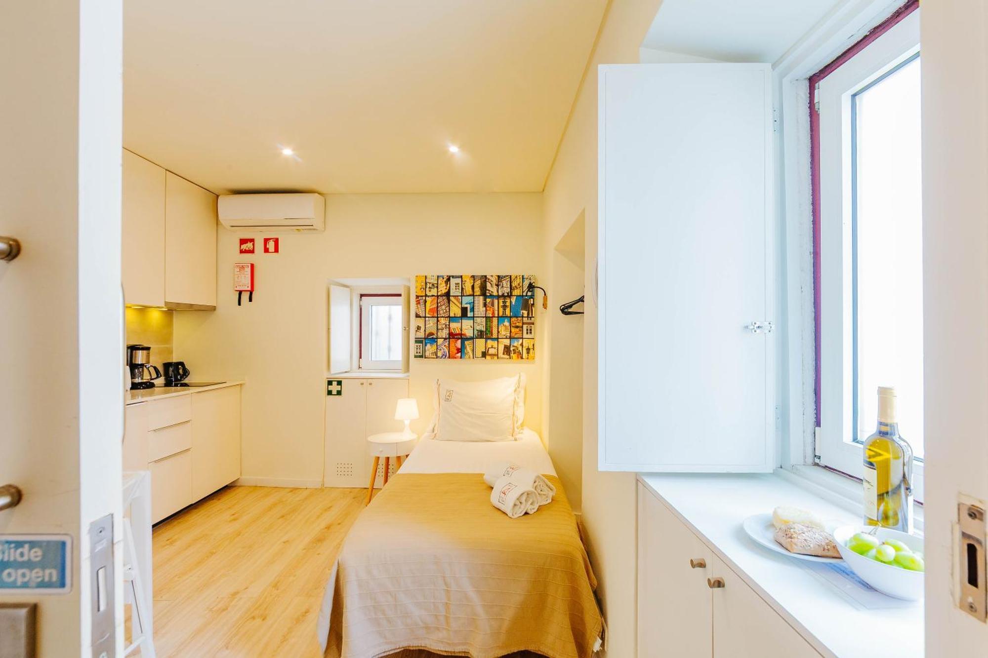 Rent4Rest Lisbon Downtown Tiny Studio Apartments Екстериор снимка