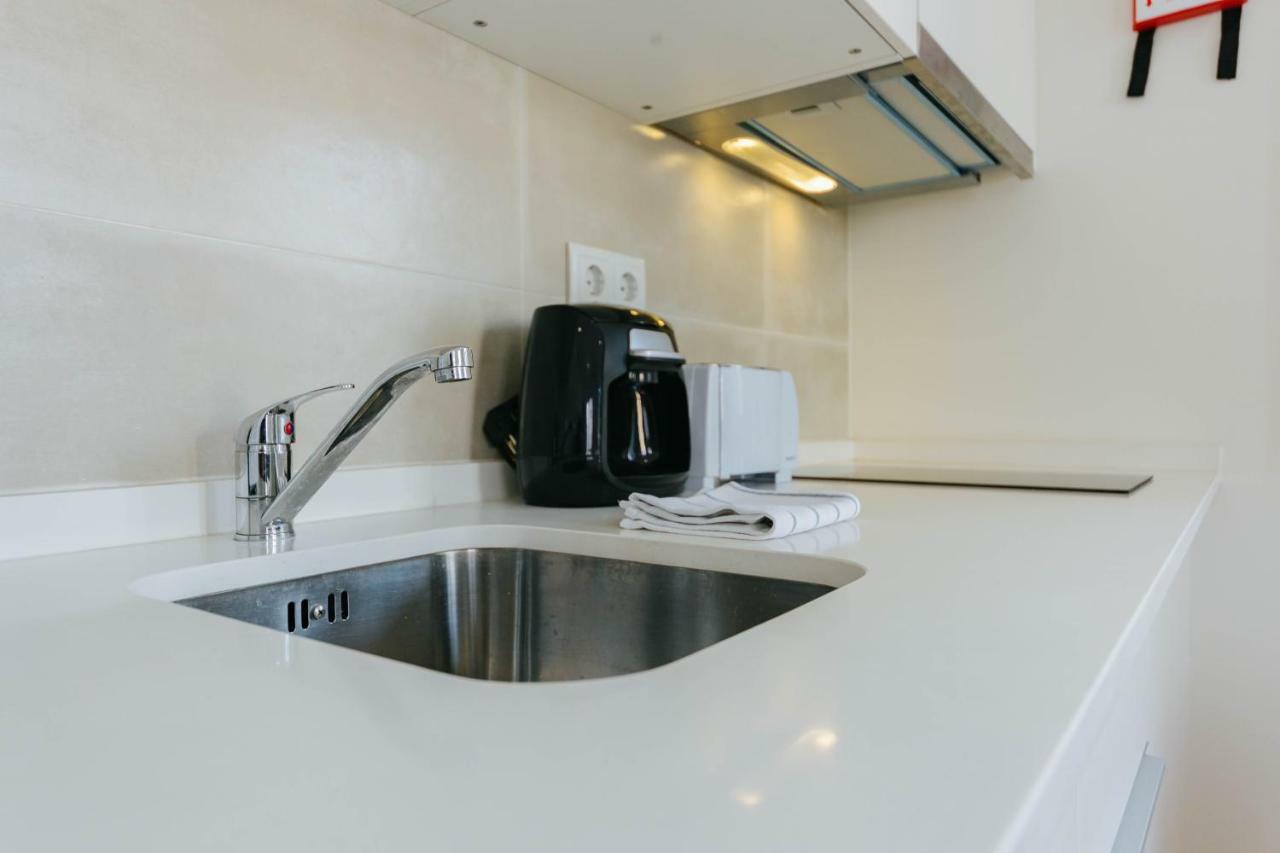 Rent4Rest Lisbon Downtown Tiny Studio Apartments Екстериор снимка