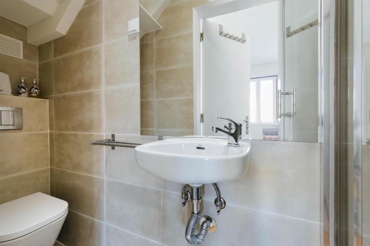 Rent4Rest Lisbon Downtown Tiny Studio Apartments Екстериор снимка